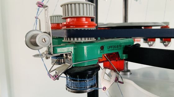 Doppelte Strickmethode Fischwaage und Waffel-Stich Gewebe Rippen Hüte Strickmaschine