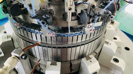 Doppelte Strickmethode Fischwaage und Waffel-Stich Gewebe Rippen Hüte Strickmaschine