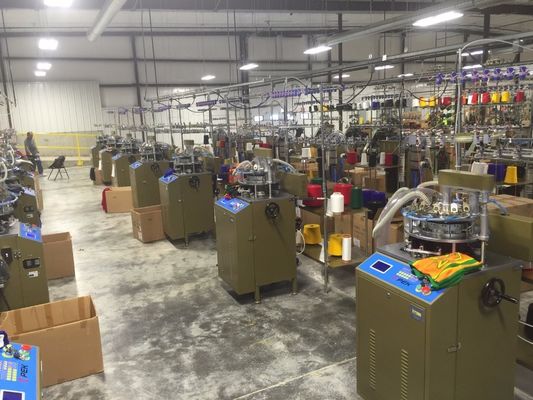 Automatische Kleinschicht-Kleidermaschine mit Servomotor