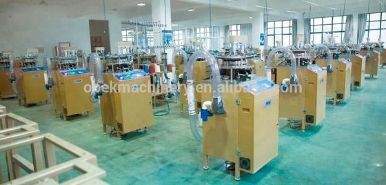 Hochgeschwindigkeitsmaschine zur Jacquard-Verkabelung in gelber Farbe