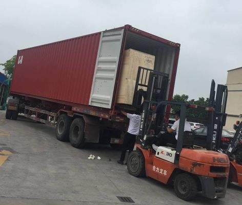 80 Zoll 1 1 Computergestützte Doppelfahrzeug-Flachkragen- und Manschettenstrickmaschine für Produkte