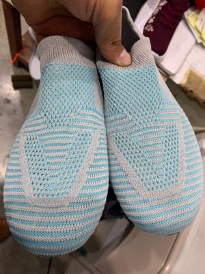 Komputergestützte 3D-Flyknit-Schuhe Obersteckmaschine 800 KG Produktionskapazität