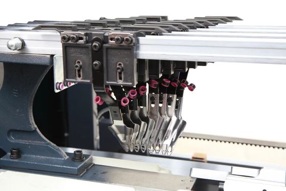 Doppelsystem-computergestützte Pullover-Strickmaschine mit Einfahrzeug