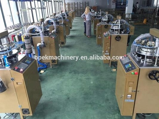 Weiterentwickelte servomotorgetriebene Jacquard-Schal-Hutmachmaschine für Kappen