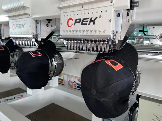 Eingebettete 110V-220V Opek Cap 4 Kopf Stickmaschine für Kappe Kleidung Flachstick