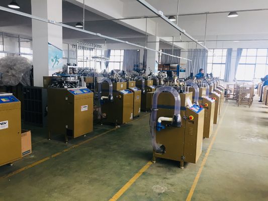 60-120 RPM/Min Strickgeschwindigkeit Schal Computer Flachstrickmaschine 325KG OPEK Hochgeschwindigkeit