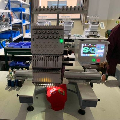 Flachstickmaschine mit Kappe 120*95cm Arbeitstischgröße Ideal für Ländermärkte