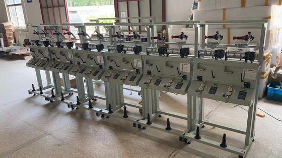 Automatische Maschine zur Wickelung von Kegelgarnen mit automatischer Funktion für Nylongarne