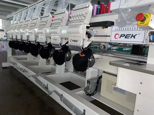 12 Köpfe Computergestützte Stickmaschine mit universeller Stromversorgung Max.
