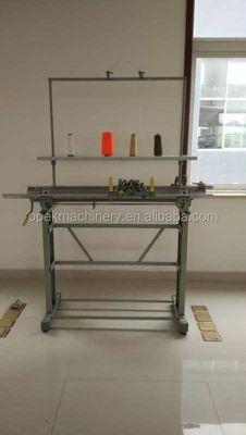 Einfachfahrbare halbautomatische Flachstrickmaschine mit drei Systemen 2790*2010*940mm