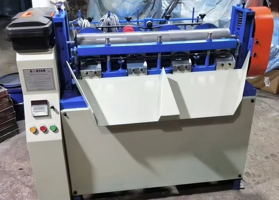 Erleben Sie Warp-Netting wie nie zuvor mit 5000PCS/HOUR Schlüsselketten-Pompom-Maschine