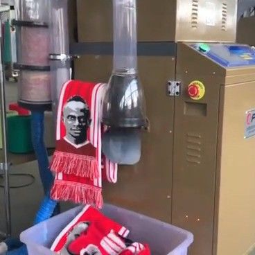 2023 vollständig computergestützte Beanie-Machmaschine 325 KG für kundenspezifische Markenlösungen