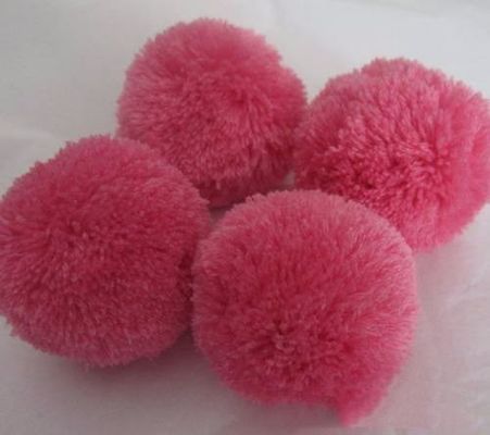1-15cm Strickbreite Kreisförmige Pompommachine für Kundenbedarf